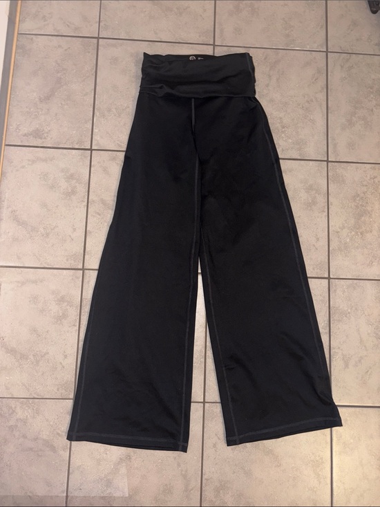 Gilly Hicks Pants - Hollister Gilly Hicks Black Wide Leg Fold-Over Yoga Pants